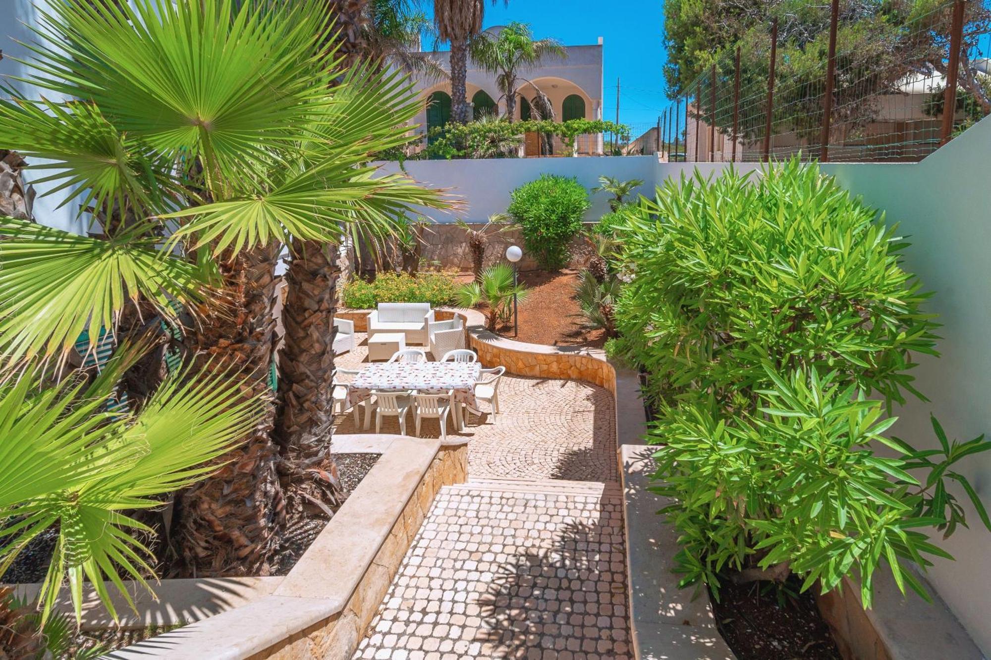 Residence Oasi Sul Mare 토레 수다 외부 사진